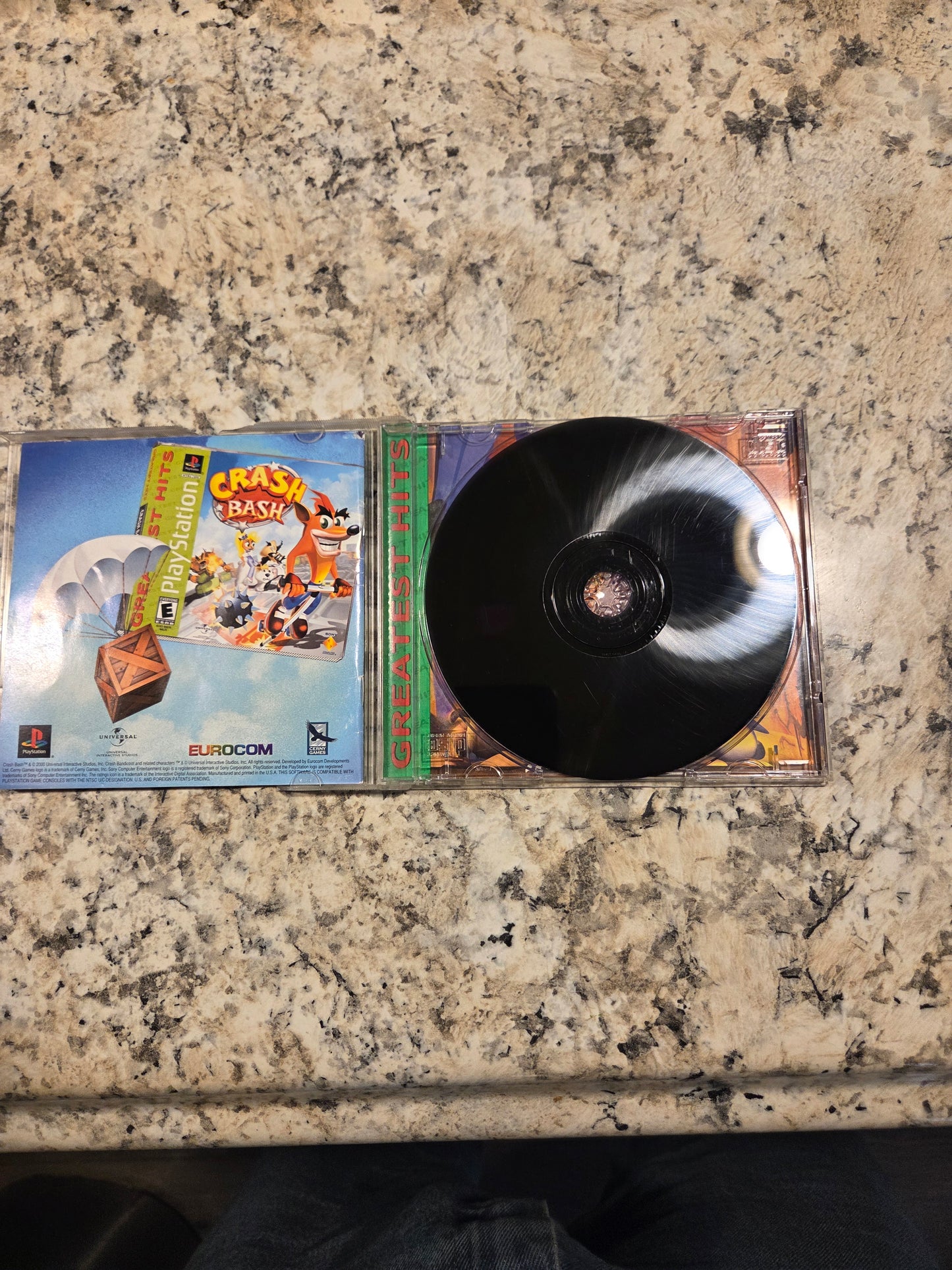 Spyro: Year of the Dragon (Sony PlayStation 1, 2000)