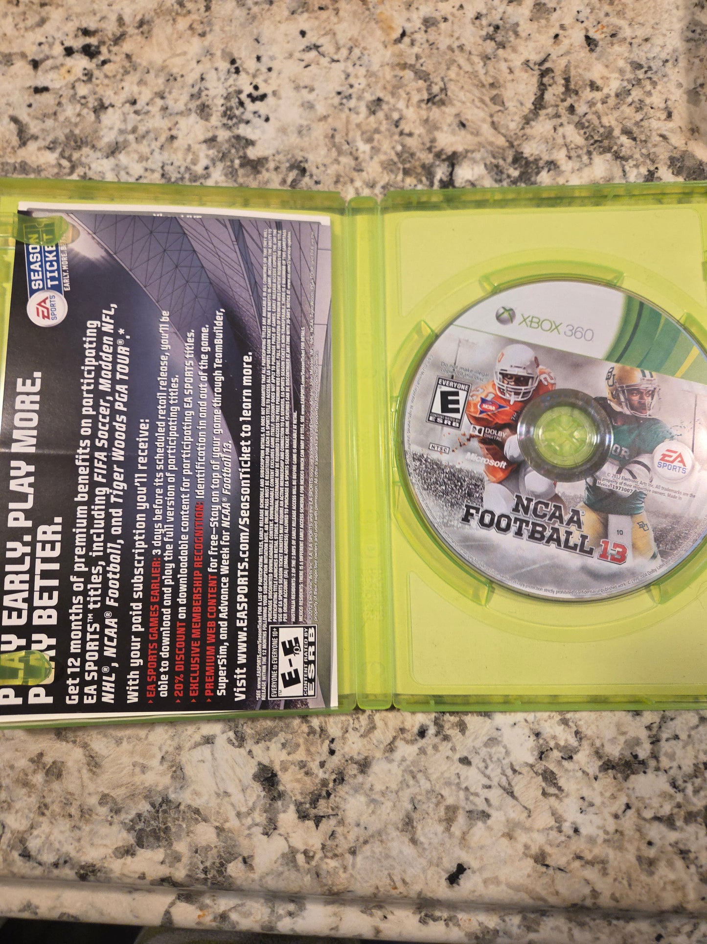 NCAA Football 13 (Complete in Box) - Xbox 360