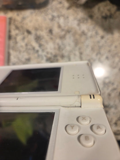 Nintendo DS Lite Handheld Console - White