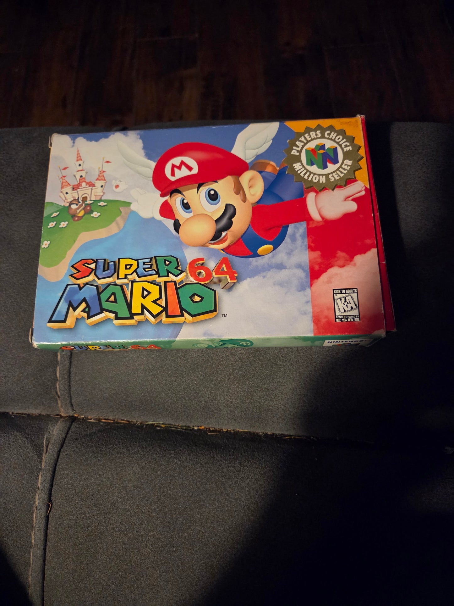Super Mario 64 (Complete in Box) – Nintendo 64 (Player's Choice)