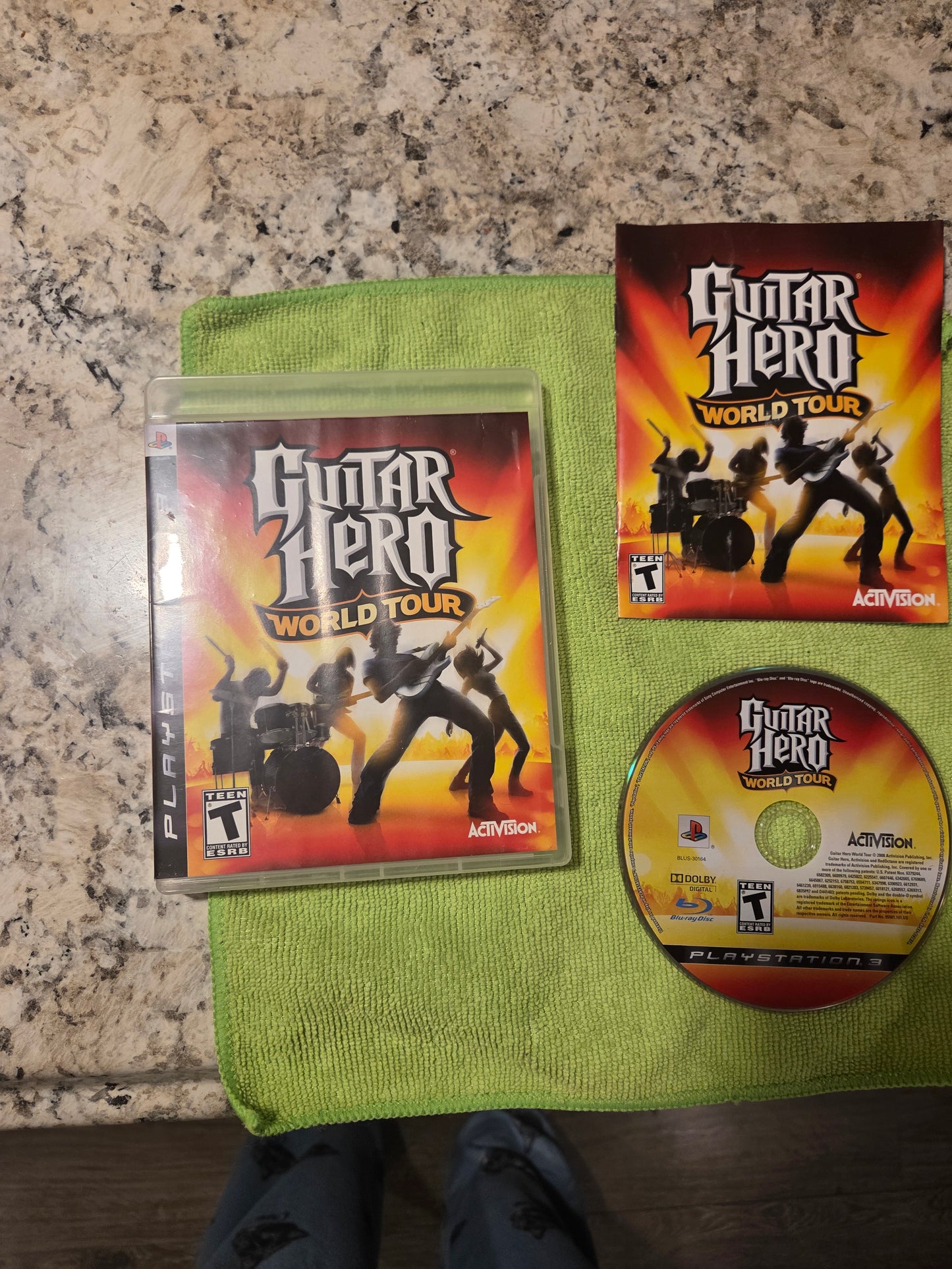 Guitar Hero World Tour (CIB) – PlayStation 3