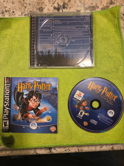 Harry Potter and the Sorcerer's Stone (Complete in Box) – PlayStation 1