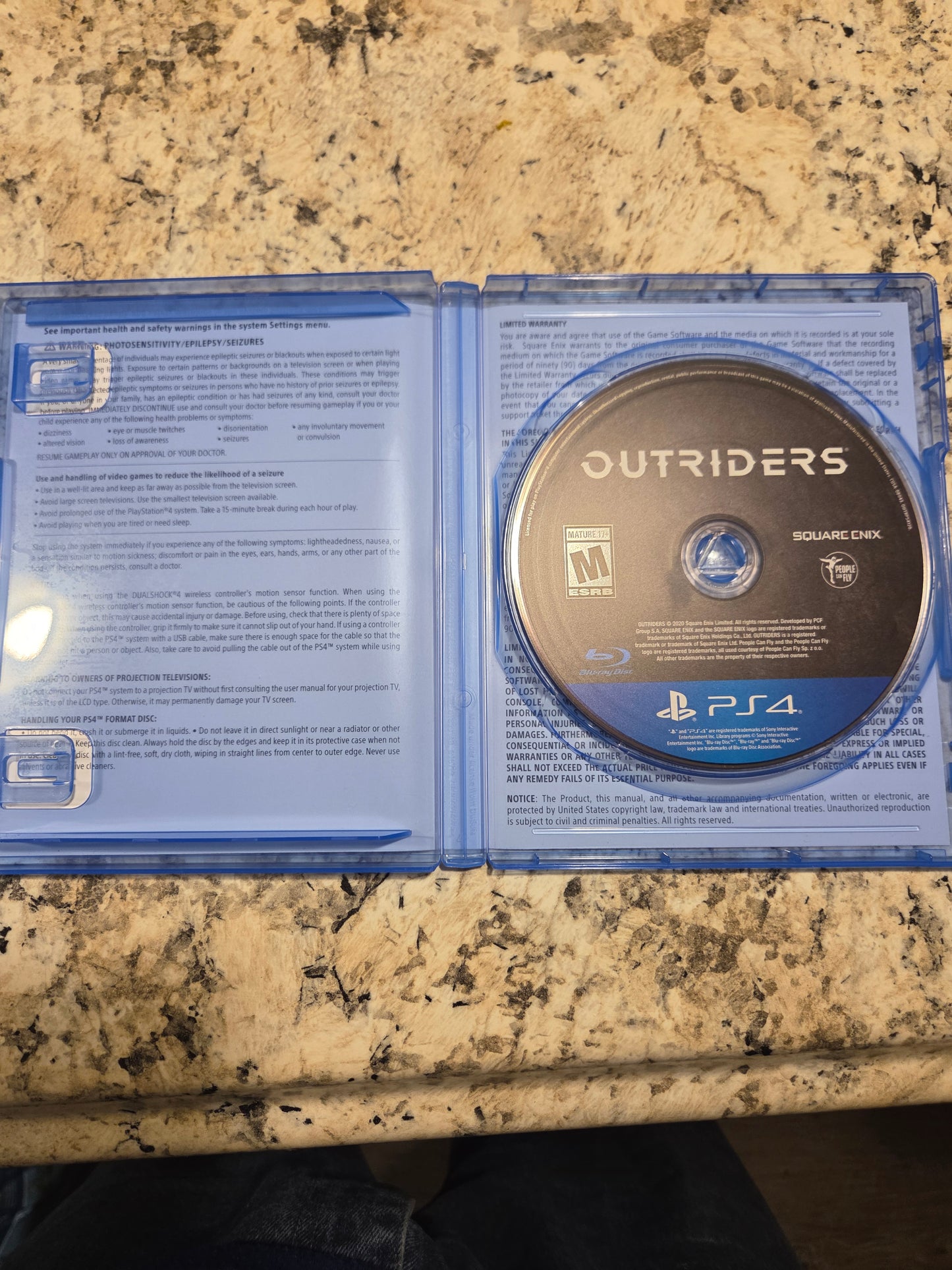 Outriders – PlayStation 4