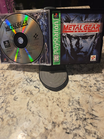 Metal Gear Solid (Greatest Hits) – PlayStation 1 (Complete in Box)