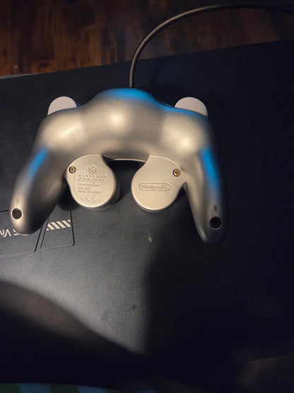 Nintendo GameCube Controller – Silver