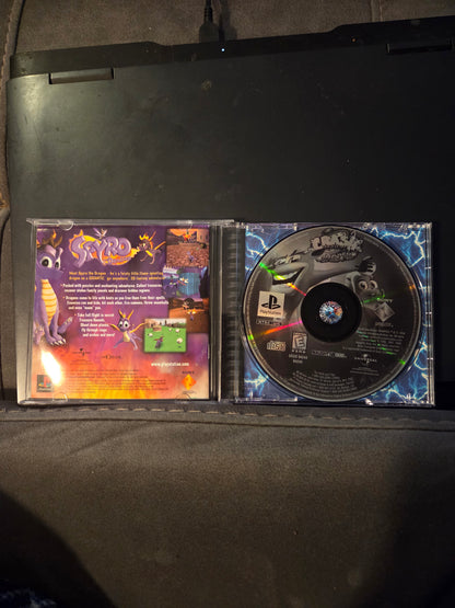 Crash Bandicoot: Warped (Complete in Box)  – PlayStation 1 (Black Label Case, Greatest Hits Manual)