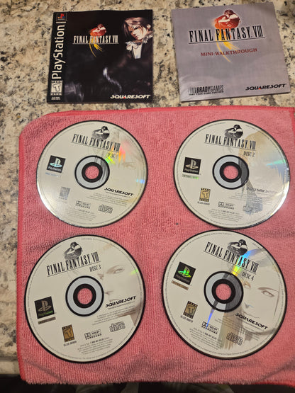 Final Fantasy VIII (Complete in Box) - Playstation 1