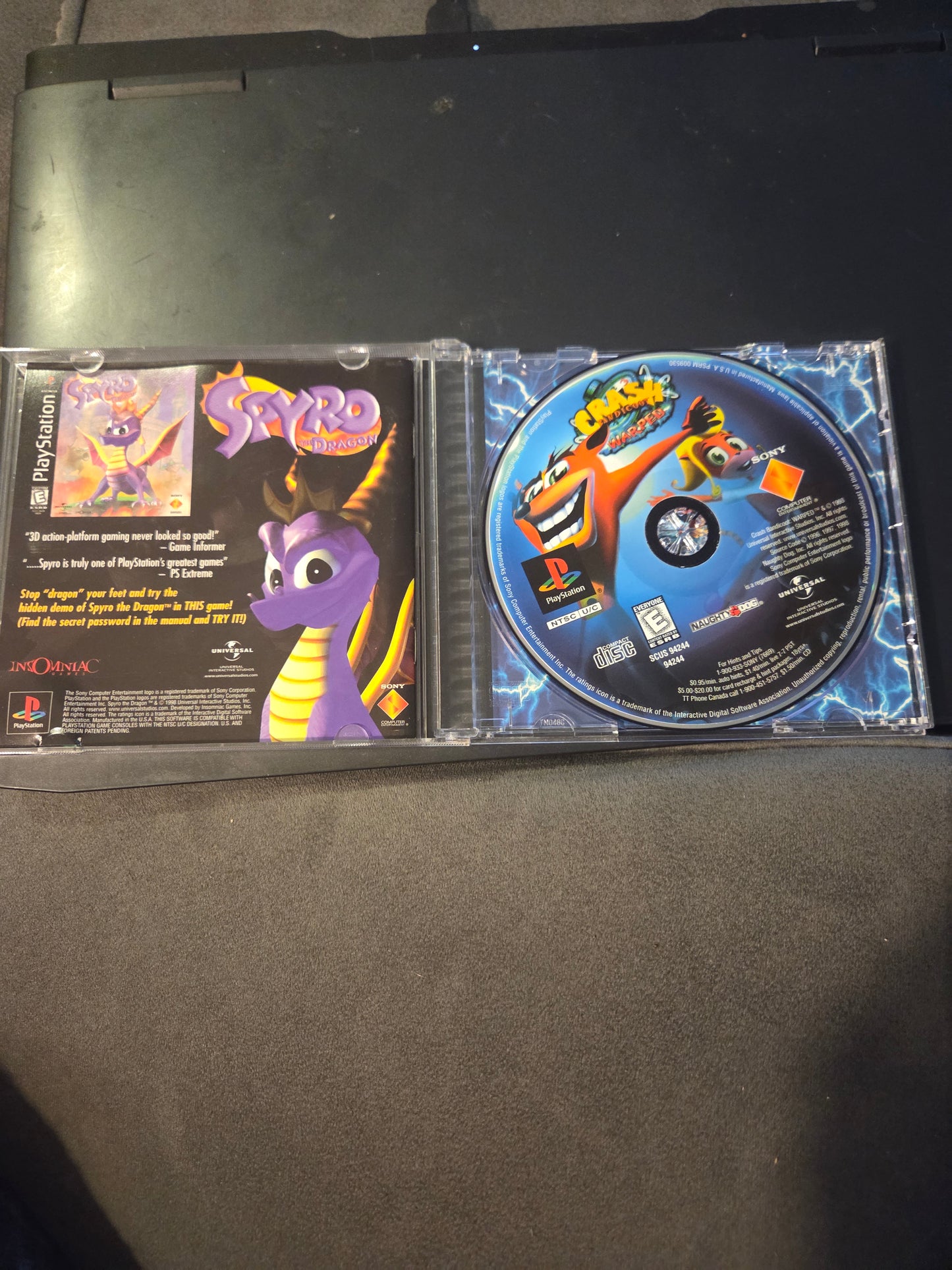 Crash Bandicoot: Warped (Complete in Box) – PlayStation 1 (Black Label)