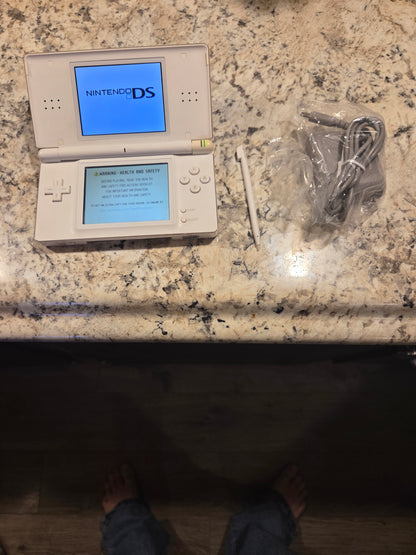 Nintendo DS Lite Handheld Console - White
