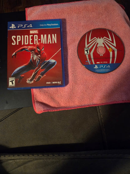 Marvel's Spider-Man (Game & Case) – PlayStation 4