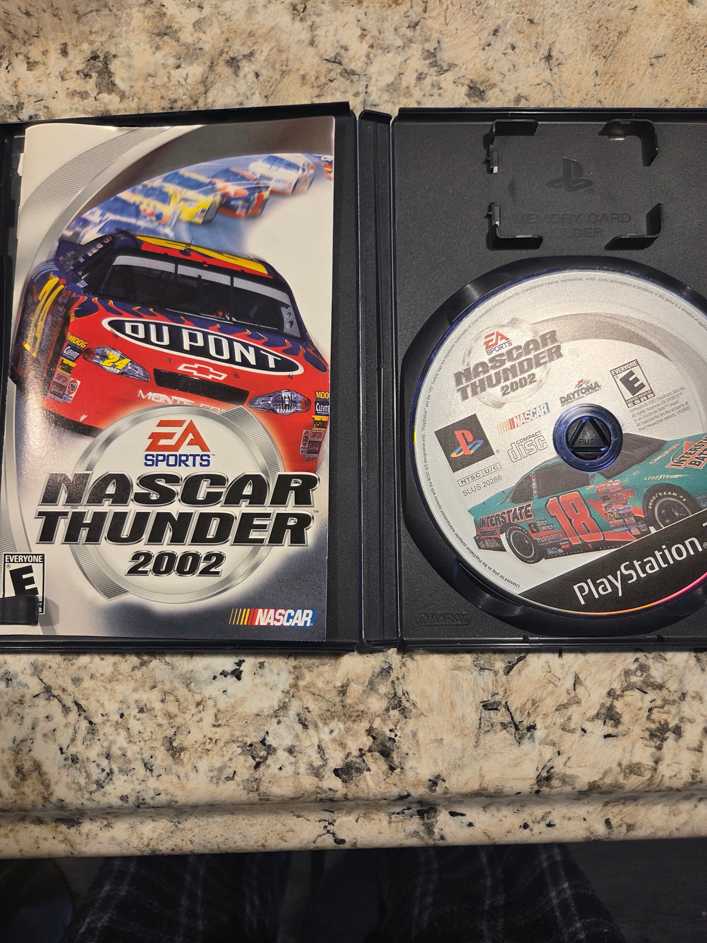 NASCAR Thunder 2002 (Complete in Box) – PlayStation 2