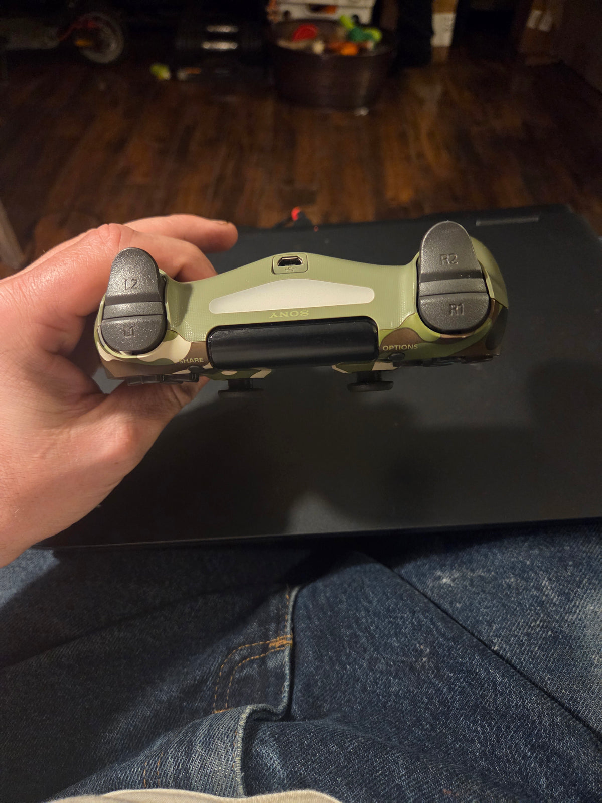 DualShock 4 Green Camouflage Wireless Controller – PlayStation 4