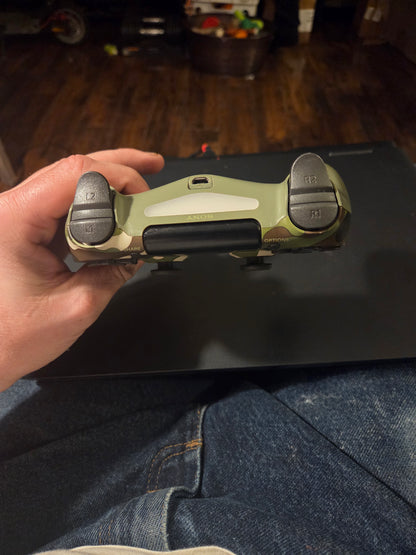DualShock 4 Green Camouflage Wireless Controller – PlayStation 4