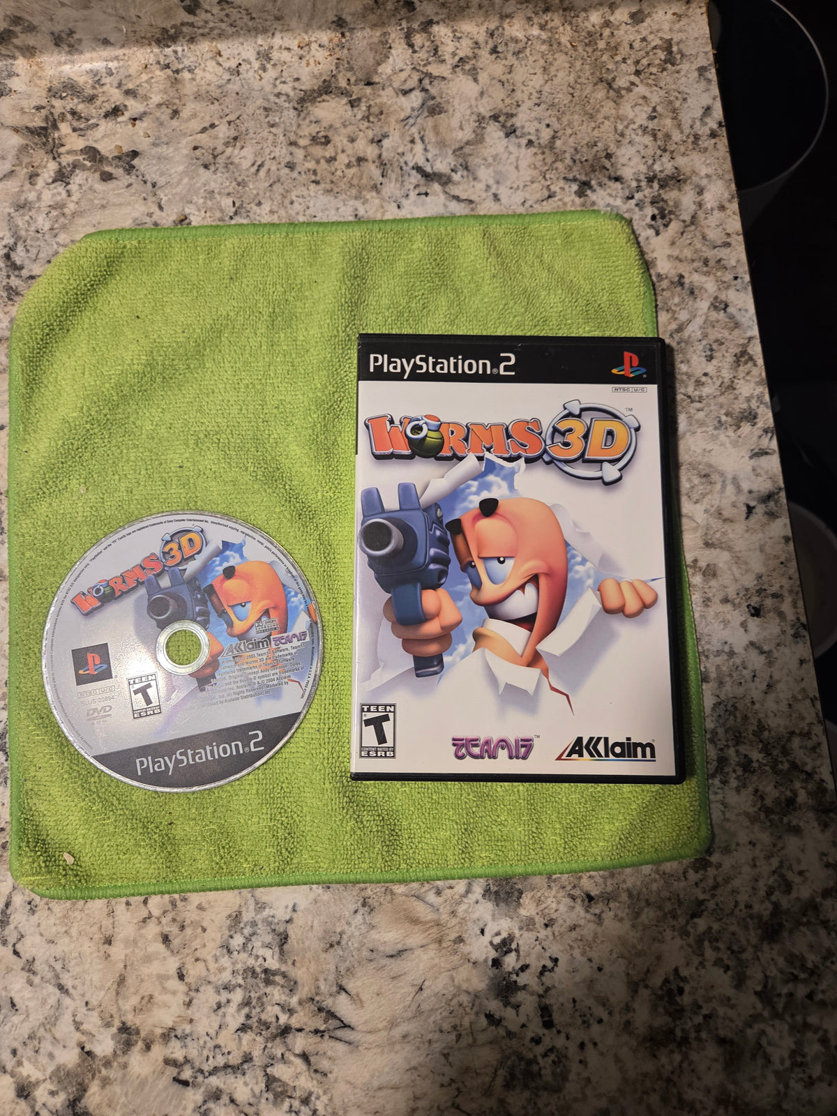 Worms 3D (Game & Case) – PlayStation 2